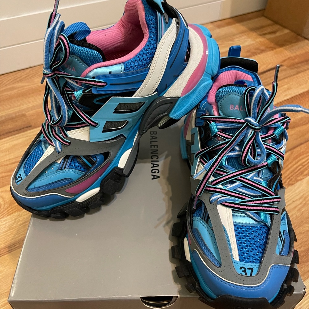 Balenciaga Track Sneakers - Picture 2 of 6